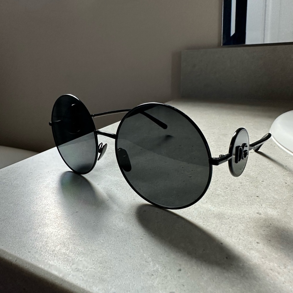 Dolce & Gabbana - Round Metal Sunglasses with DG Detail